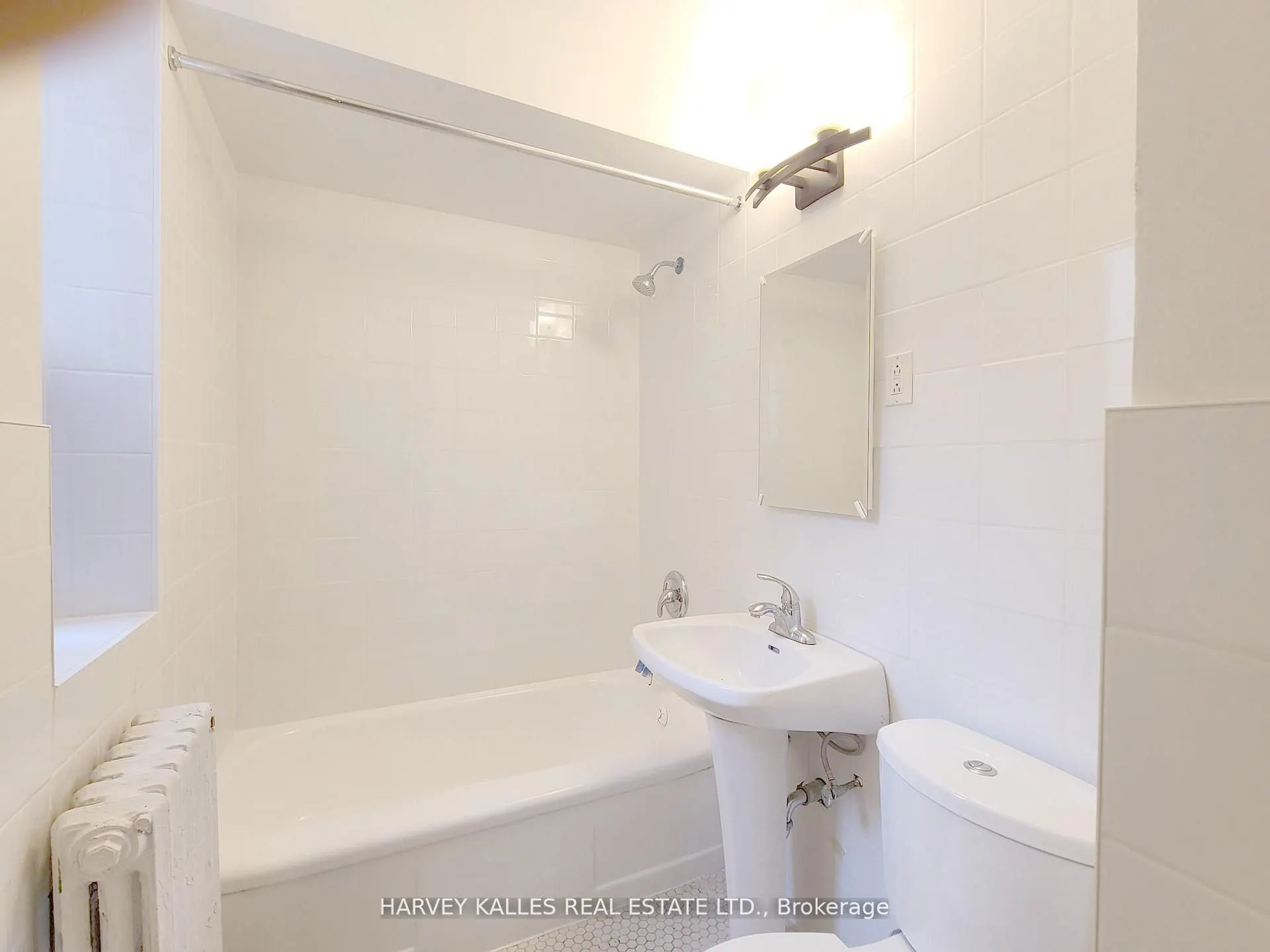 4 Greenbrook Drive, #2