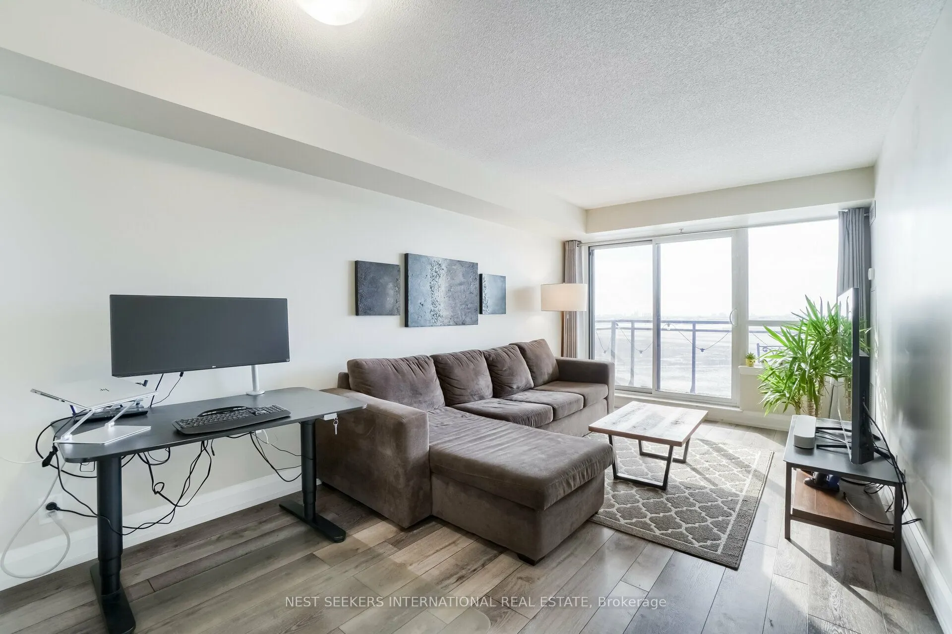 1070 Sheppard Avenue W, #1106