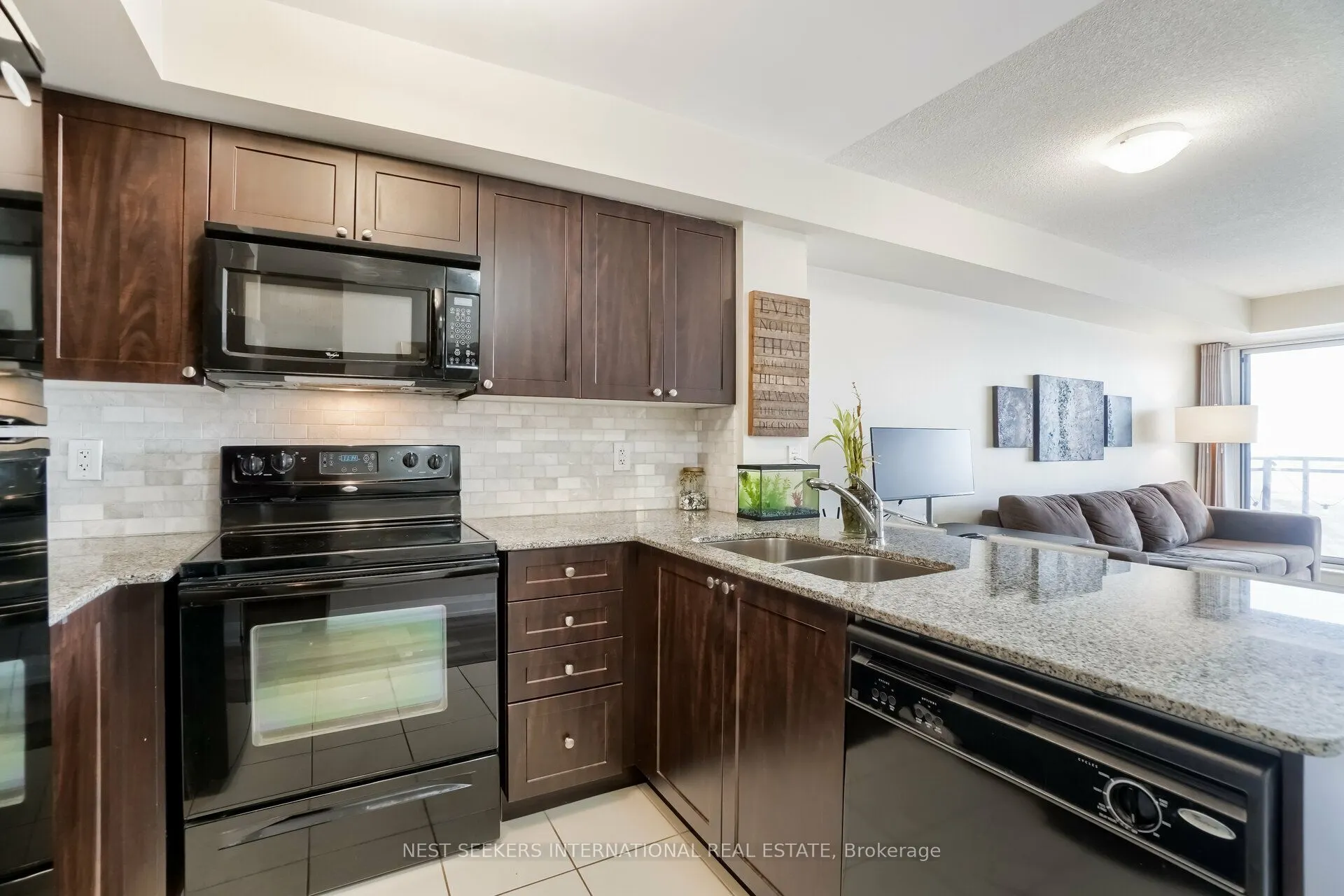 1070 Sheppard Avenue W, #1106