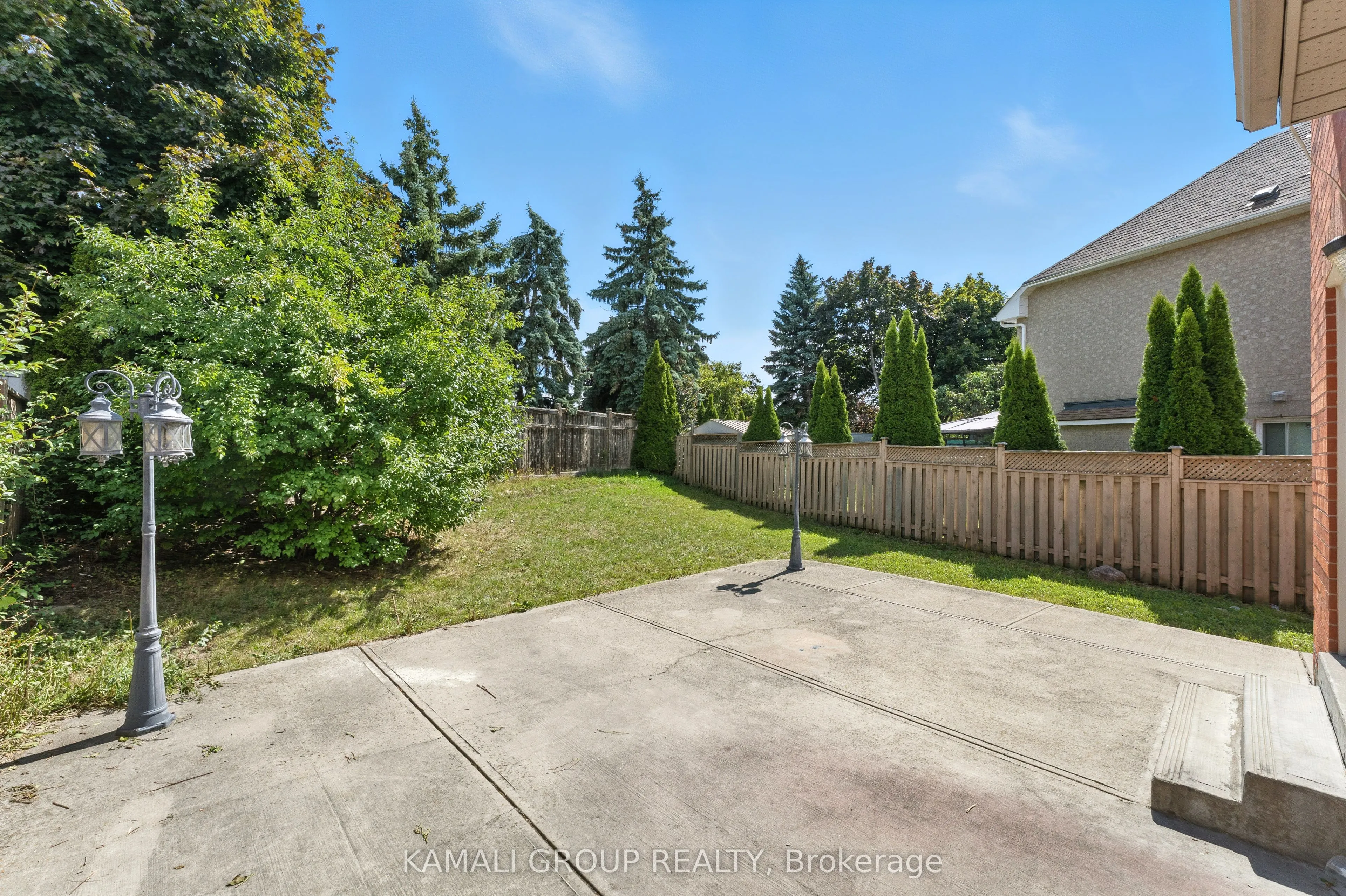 86 Prairie Rose Circle