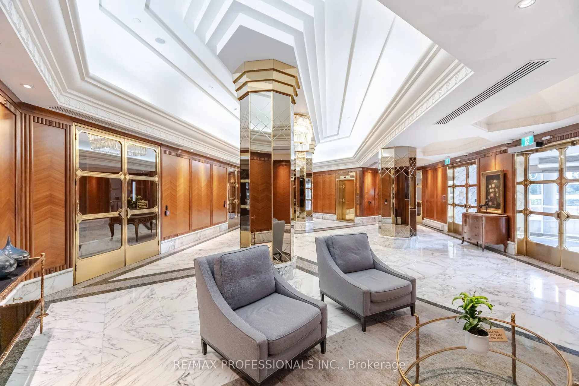 1 Palace Pier Court, #510