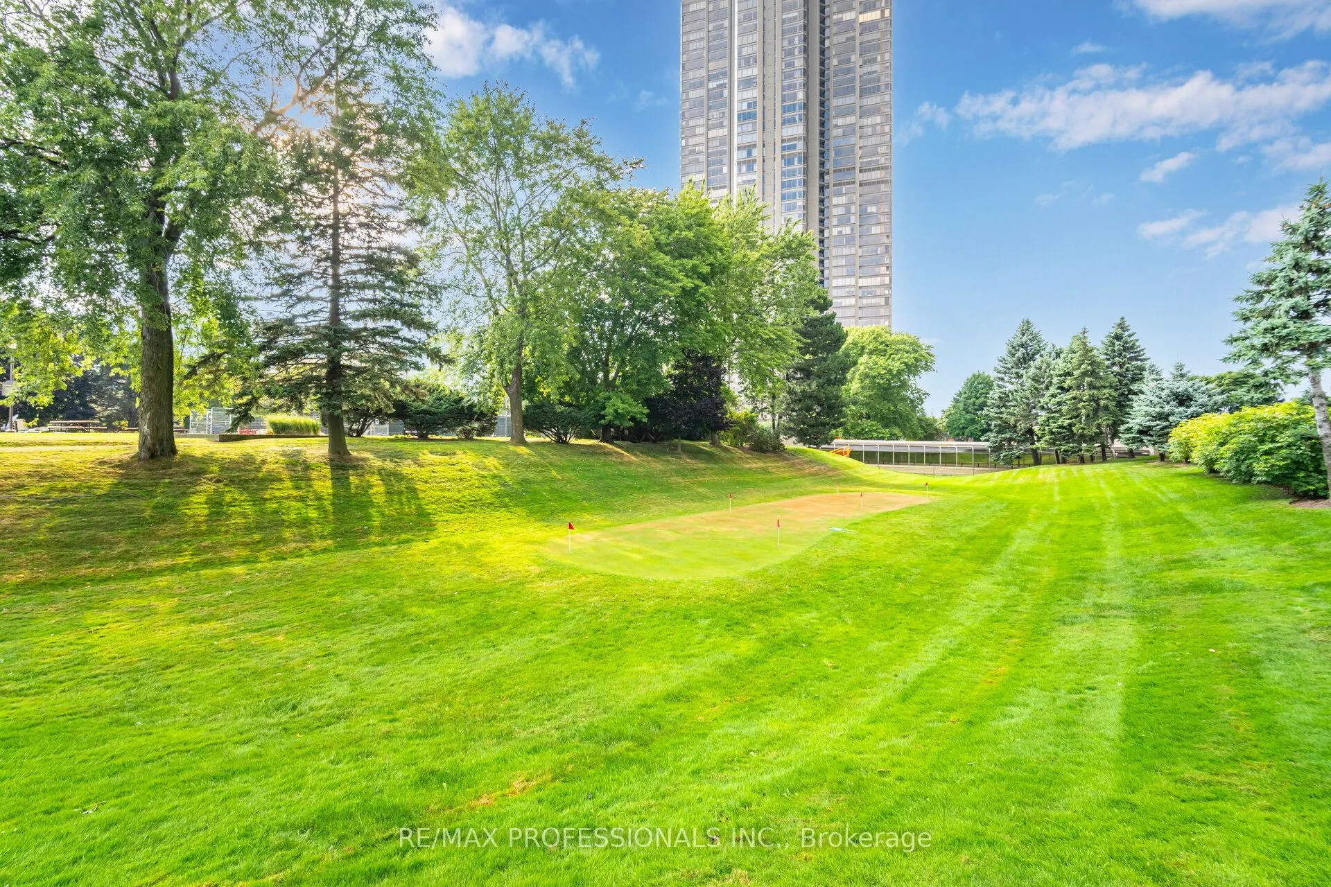 1 Palace Pier Court, #510