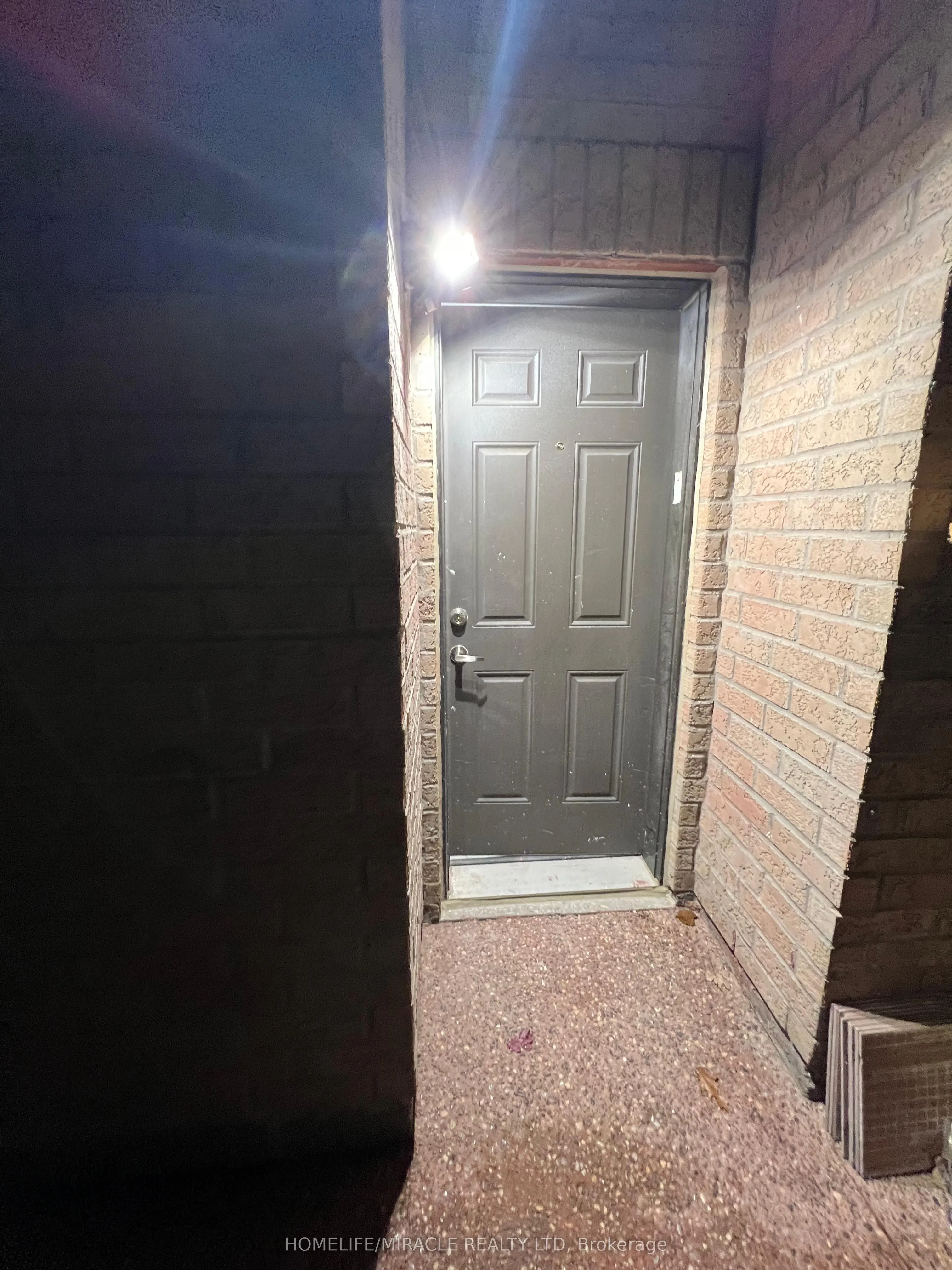 18 Russell Creek Drive, #Bsmt