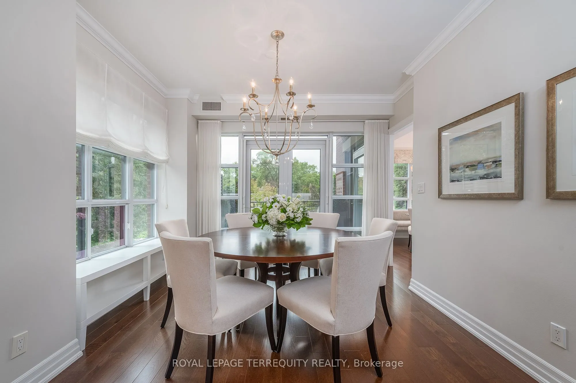 2855 Bloor Street W, #414