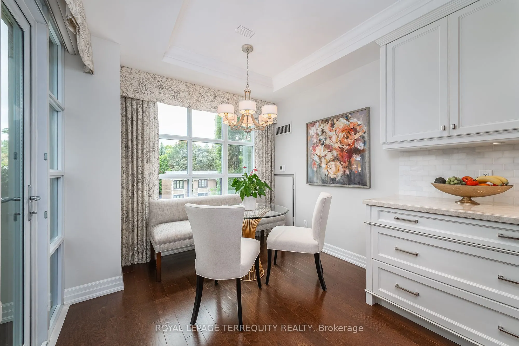 2855 Bloor Street W, #414