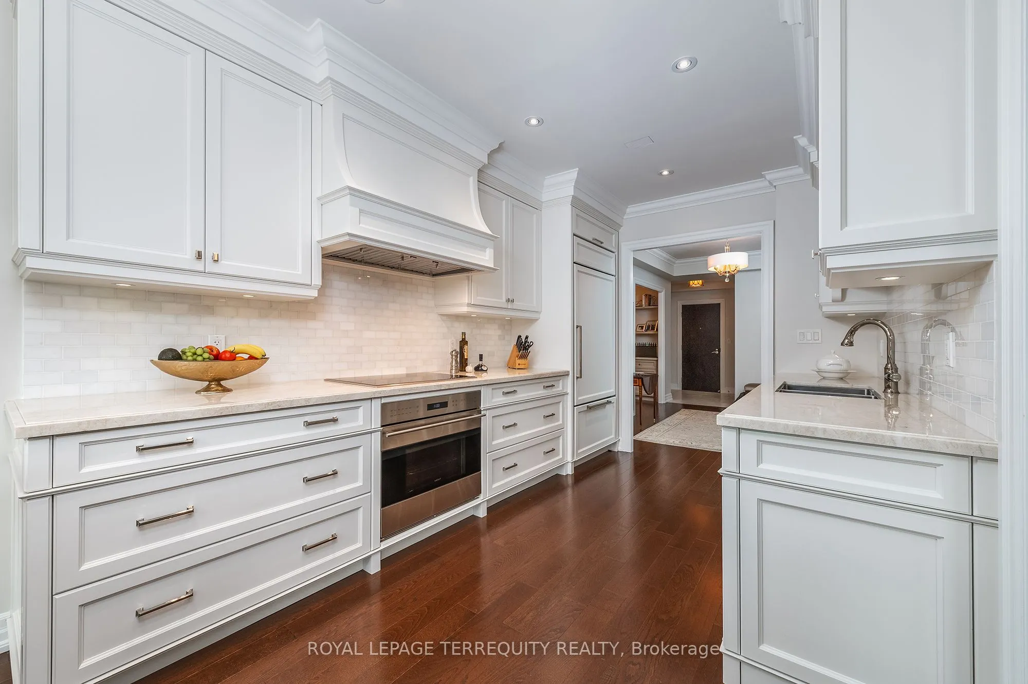 2855 Bloor Street W, #414