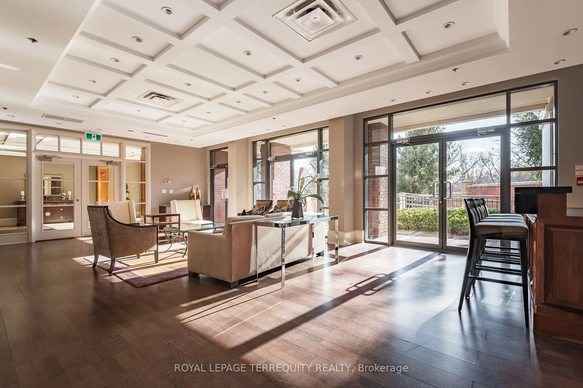 2855 Bloor Street W, #414