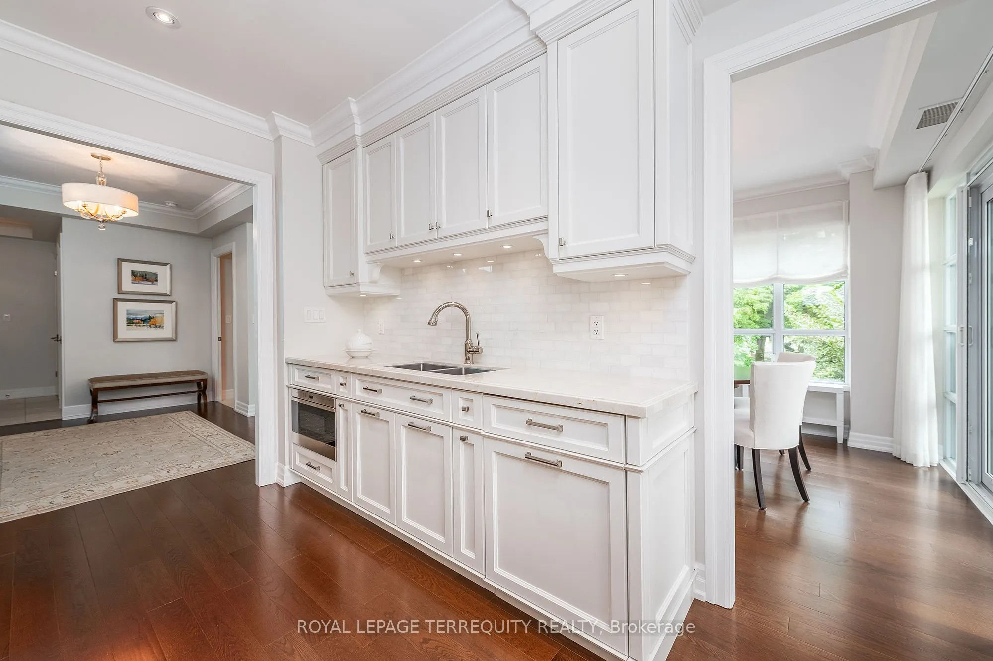 2855 Bloor Street W, #414