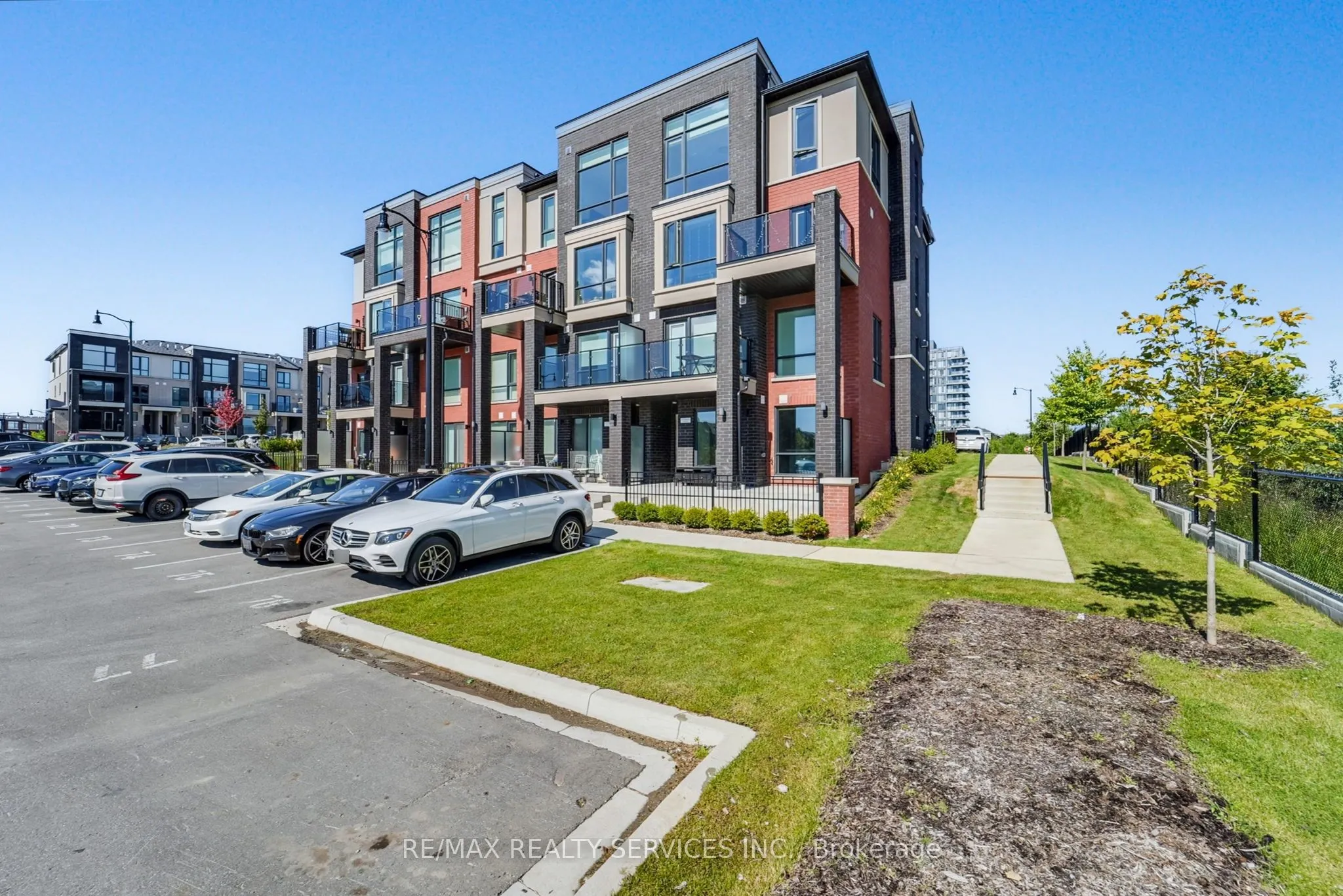 155 Veterans Drive, #13
