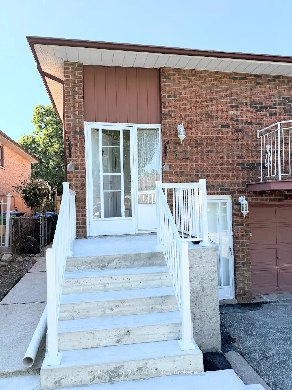 32 Jade Crescent