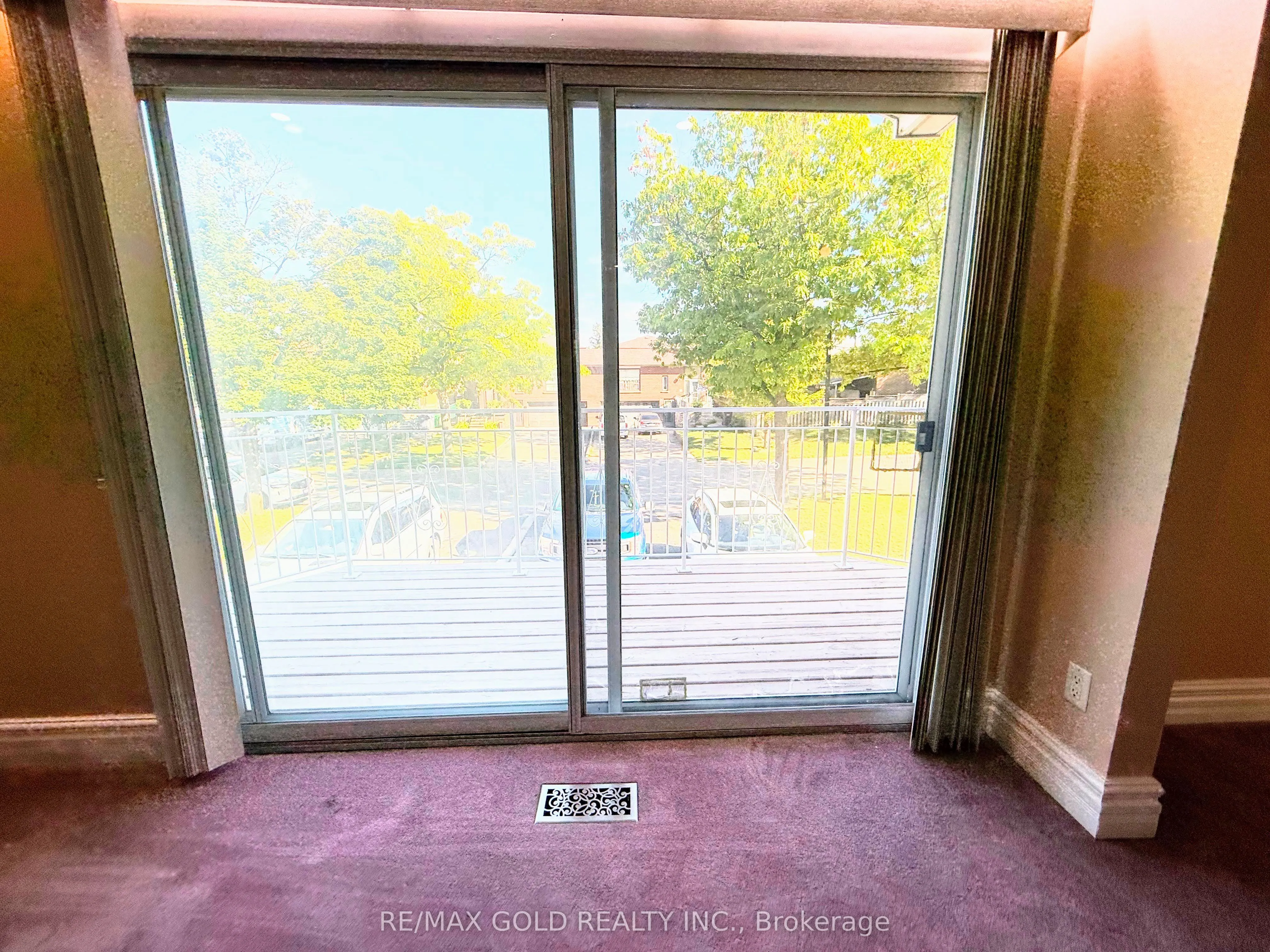 32 Jade Crescent
