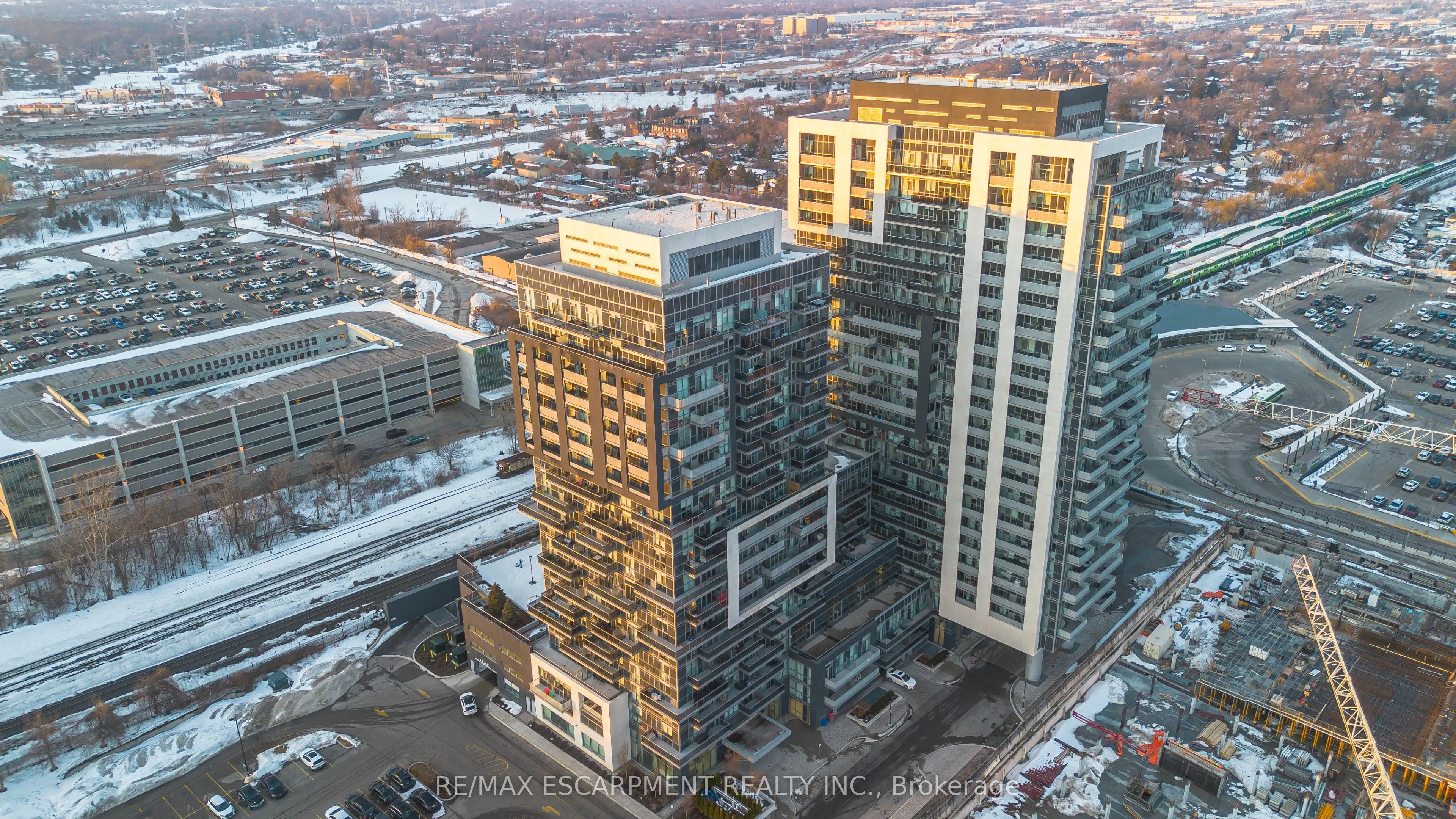 2087 Fairview Street, #504
