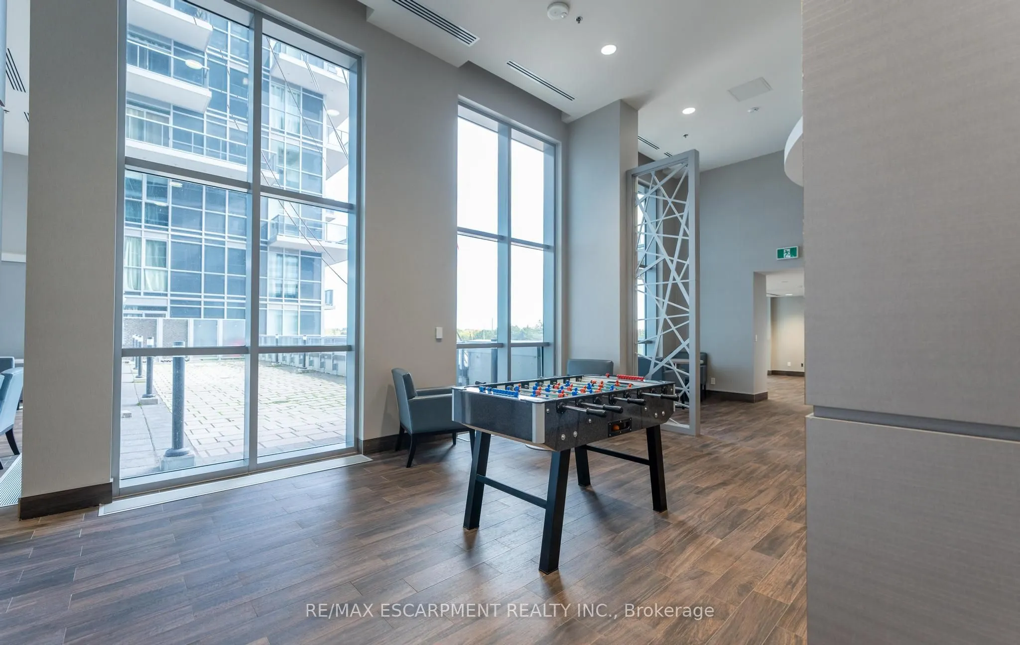 2087 Fairview Street, #504