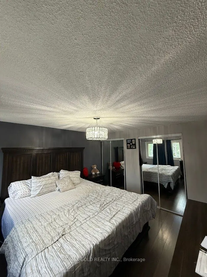 45 Rushmore Crescent