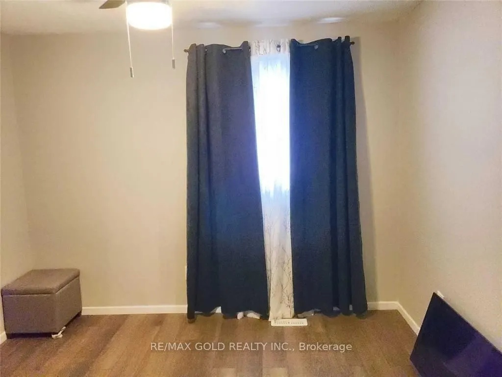 45 Rushmore Crescent