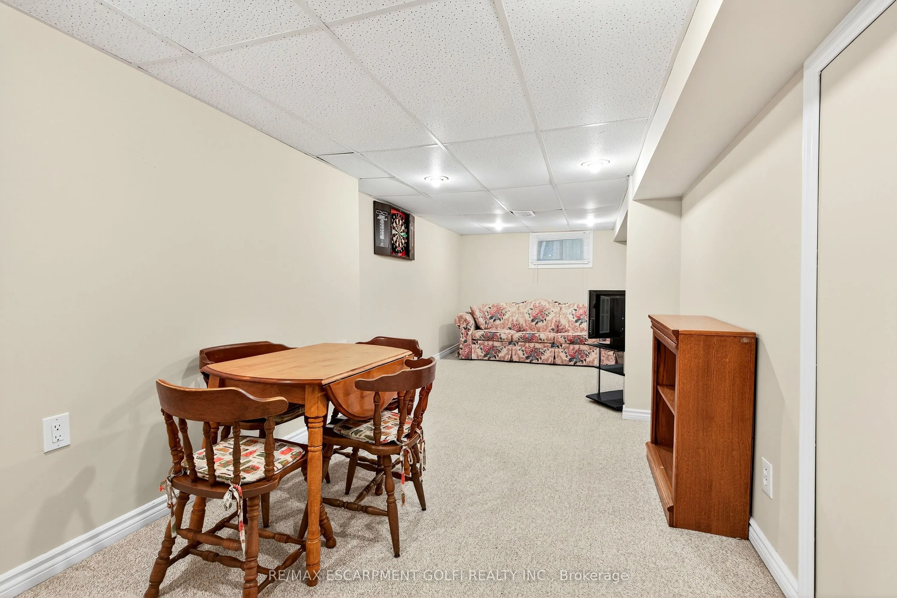 1025 KING Road