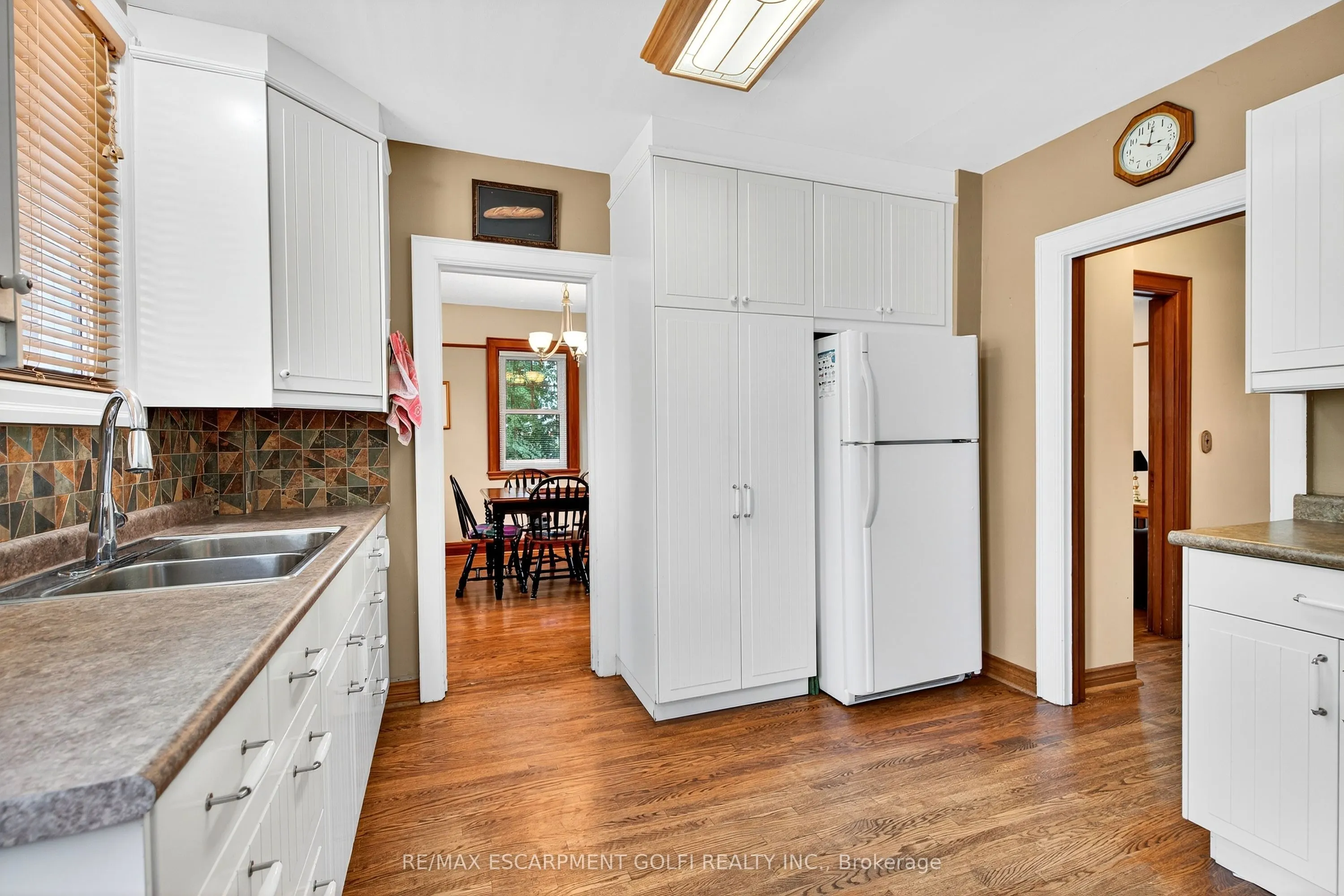 1025 KING Road