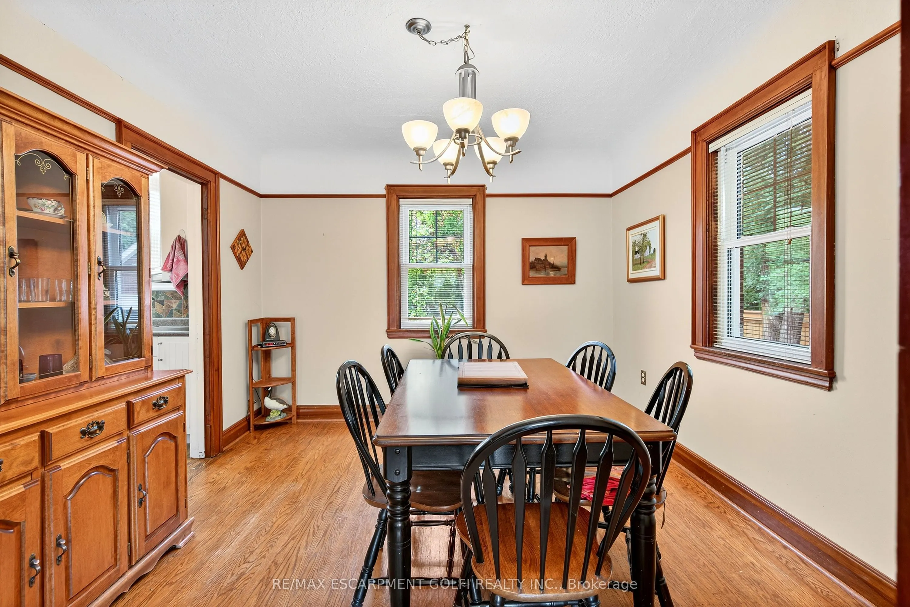 1025 KING Road