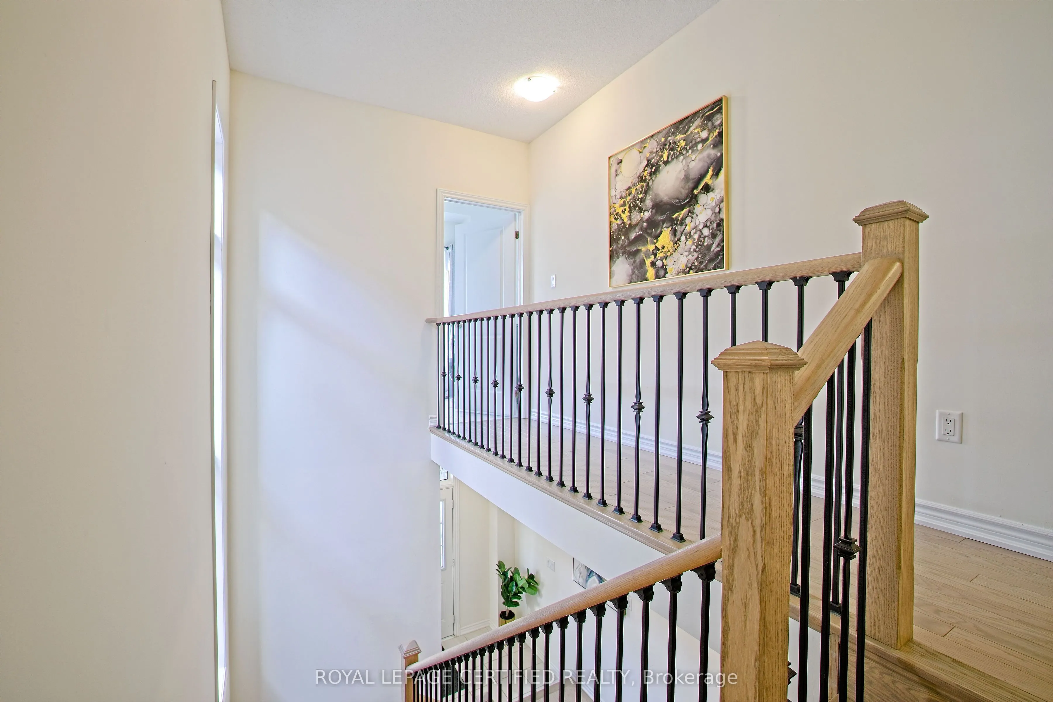 14 Bavenden Crescent