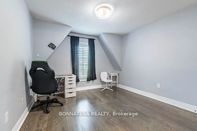 4991 Middlesex Gate