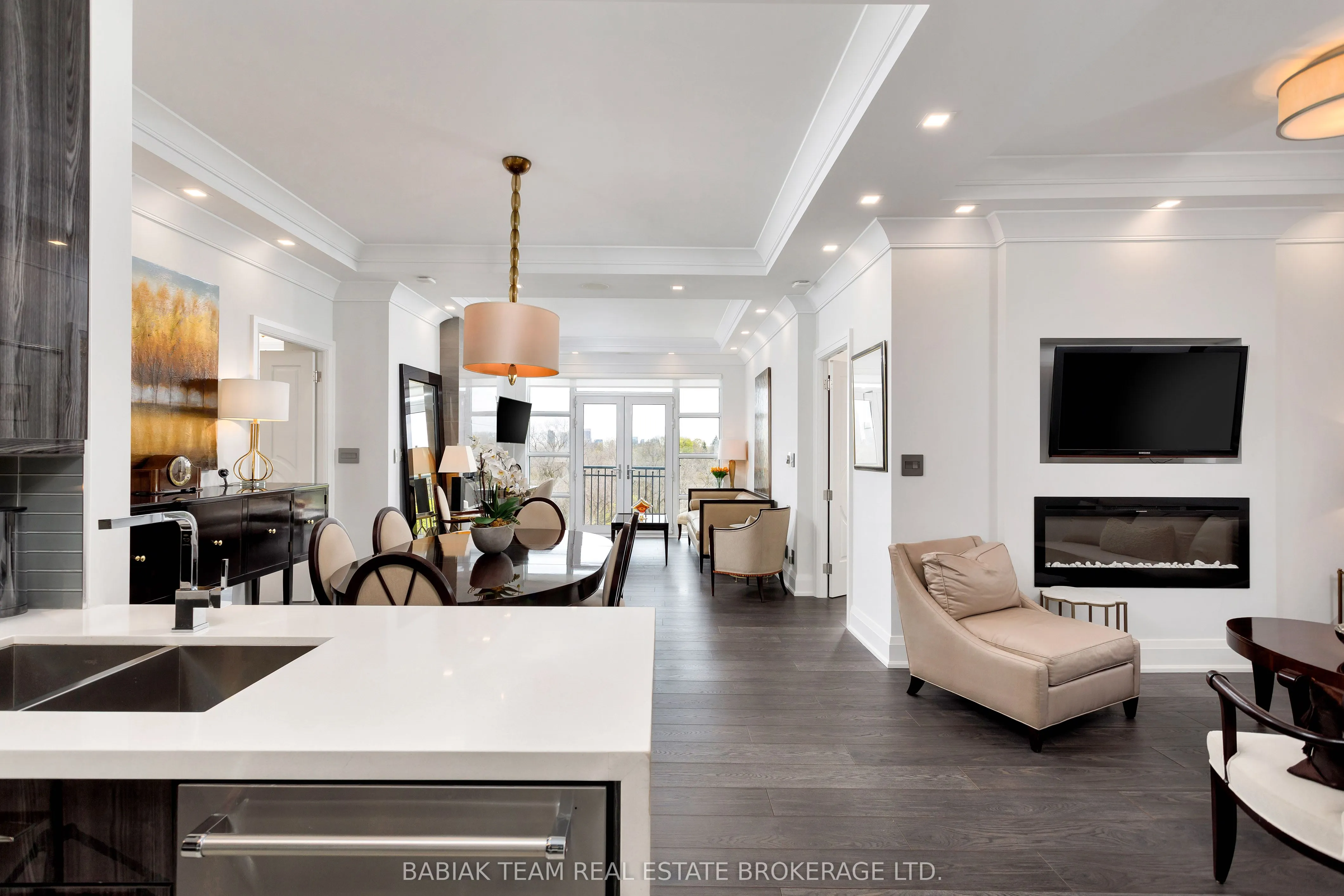 2855 Bloor Street W, #708