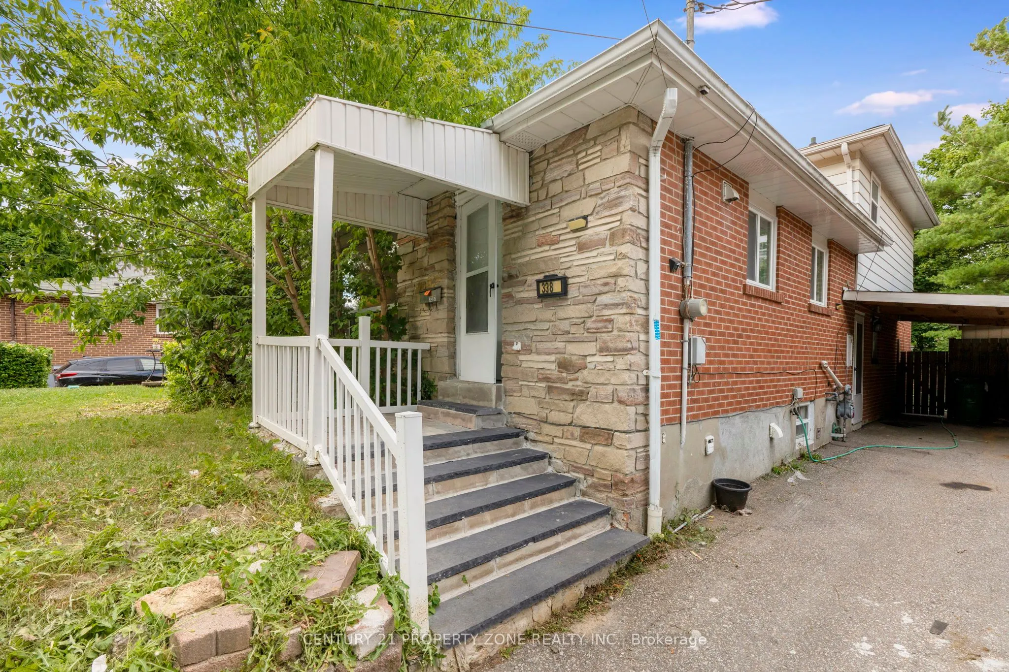 3387 Kelowna Court