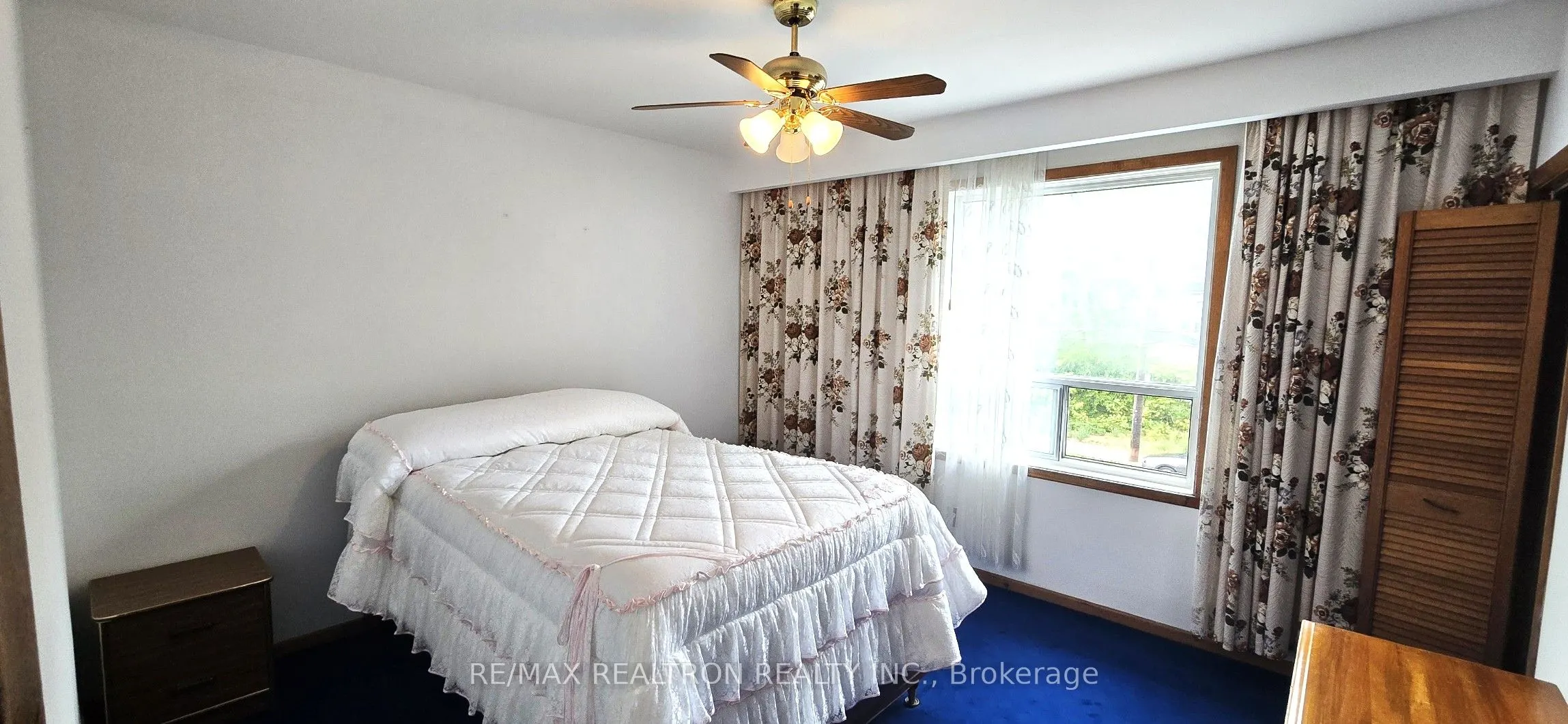 582 Runnymede Road