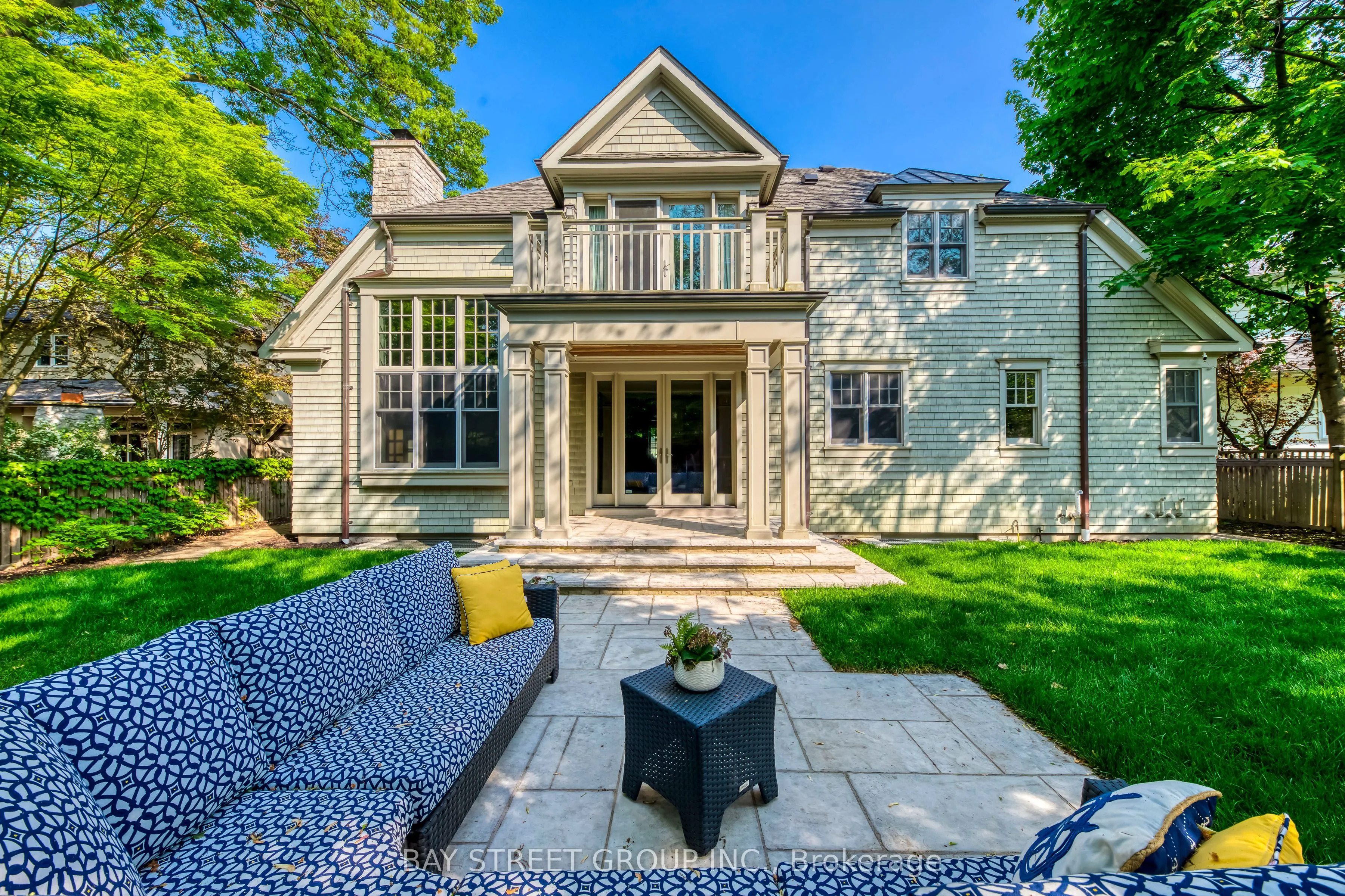 1049 Cedar Grove Boulevard
