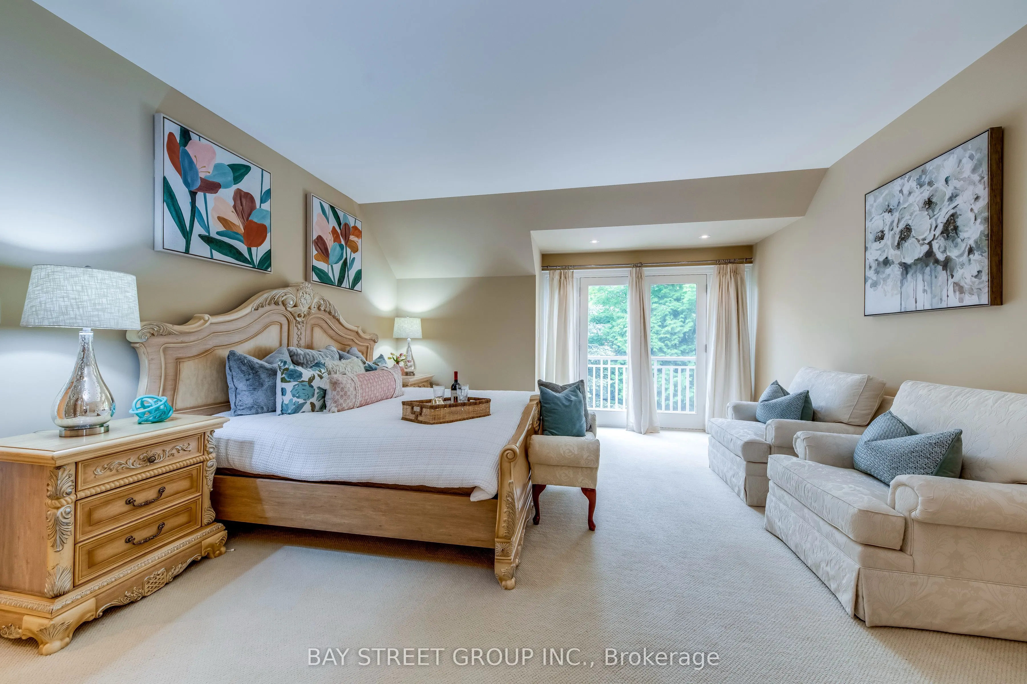 1049 Cedar Grove Boulevard