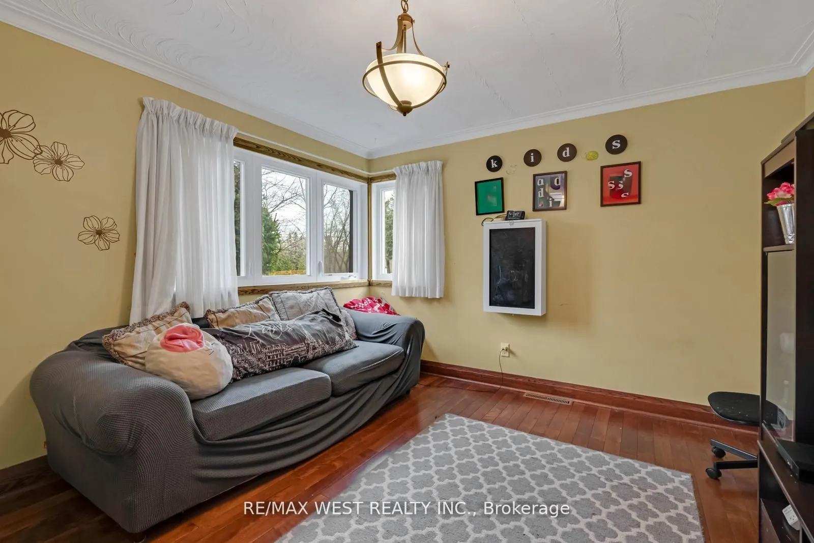 45 Marysfield Drive