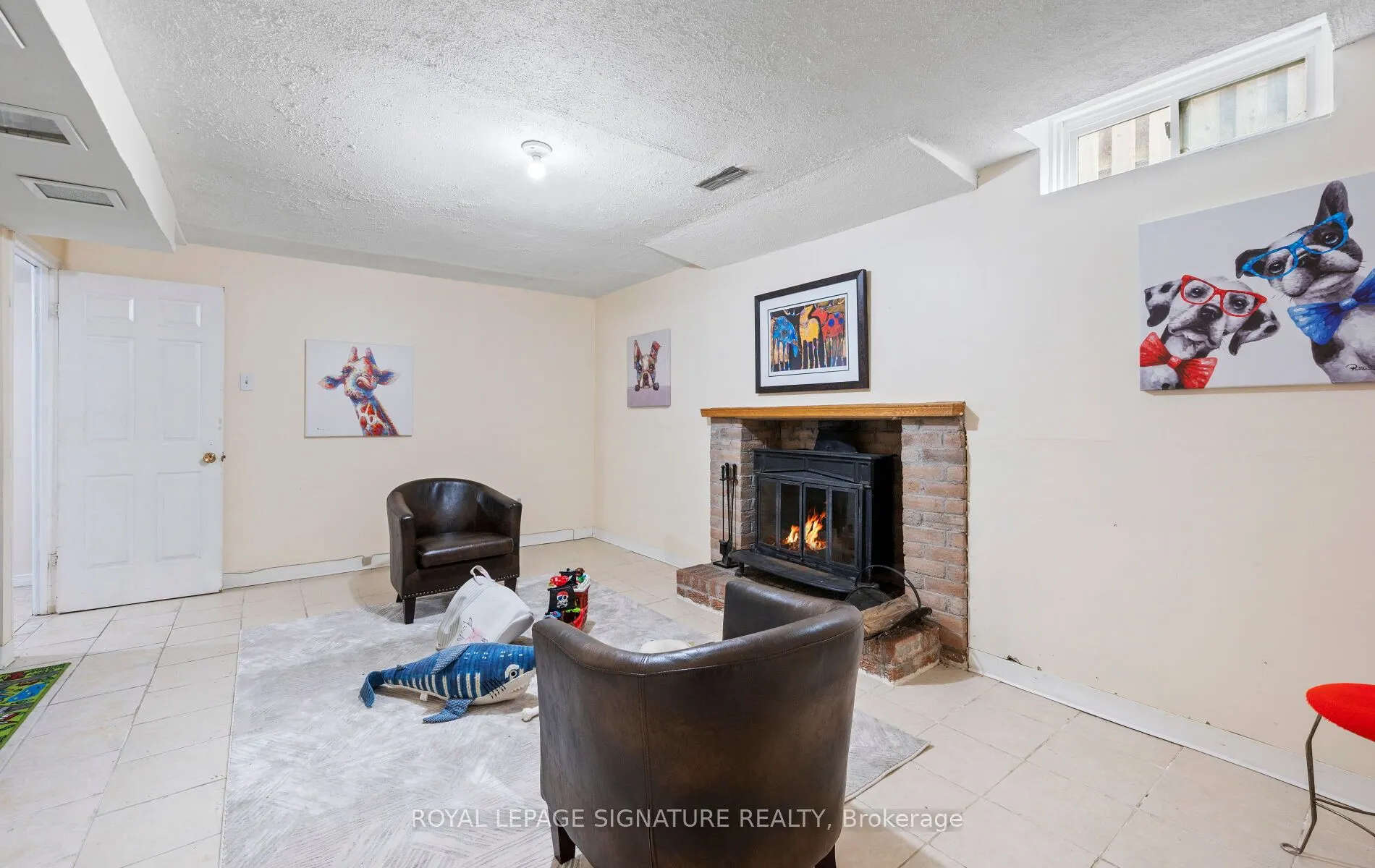 4205 Sawmill Valley Drive