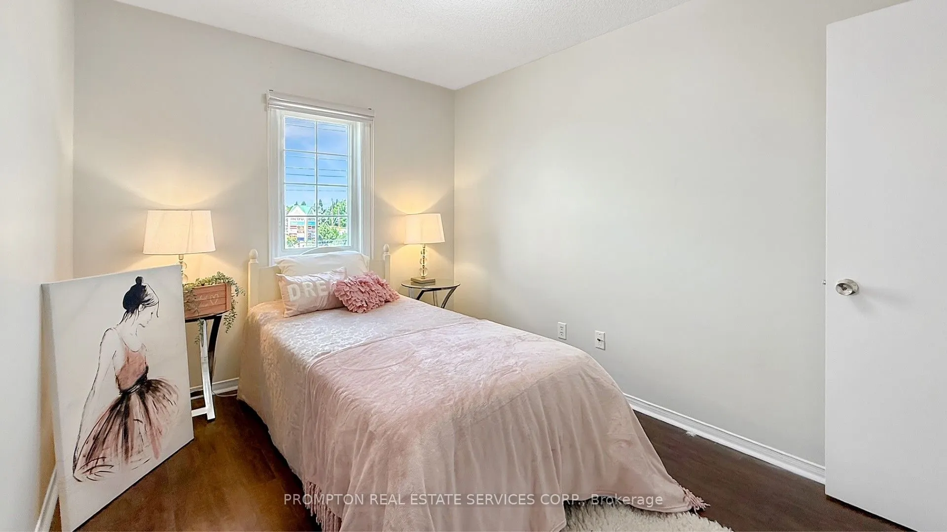 6950 Tenth Line W, #82