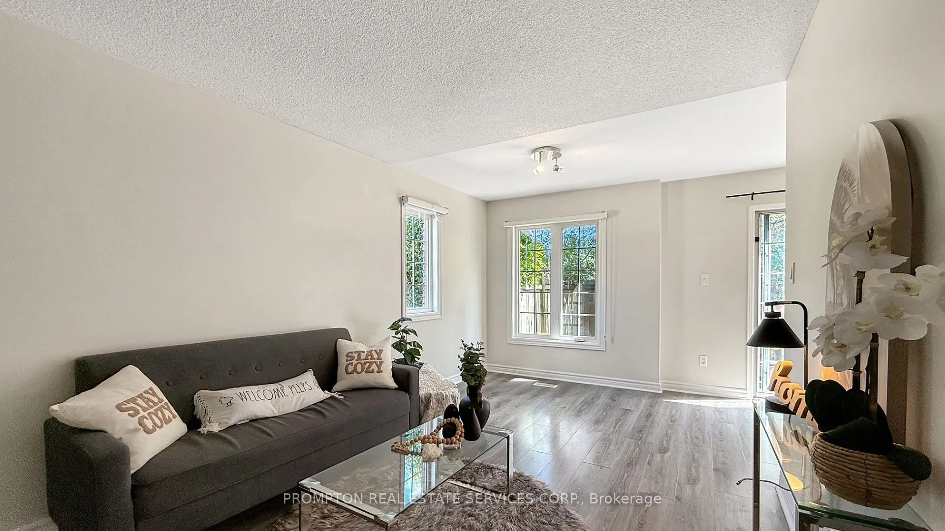 6950 Tenth Line W, #82