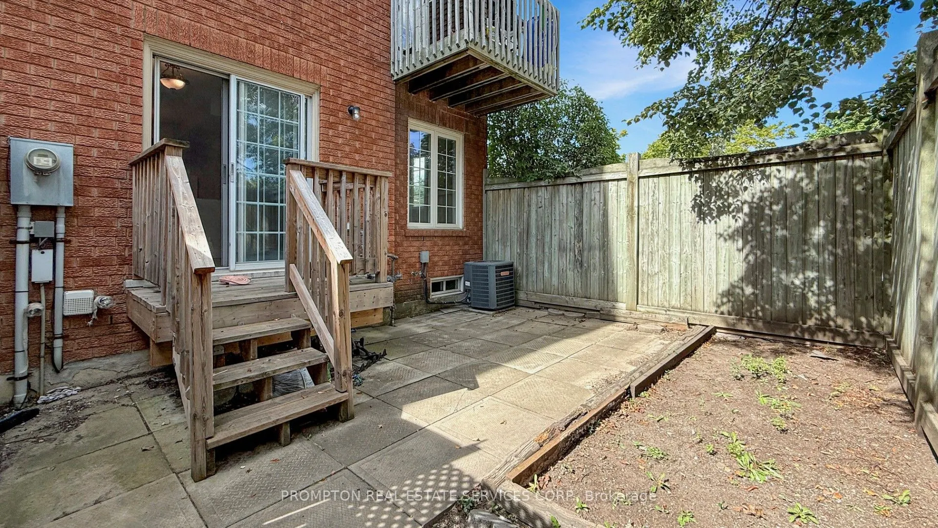 6950 Tenth Line W, #82