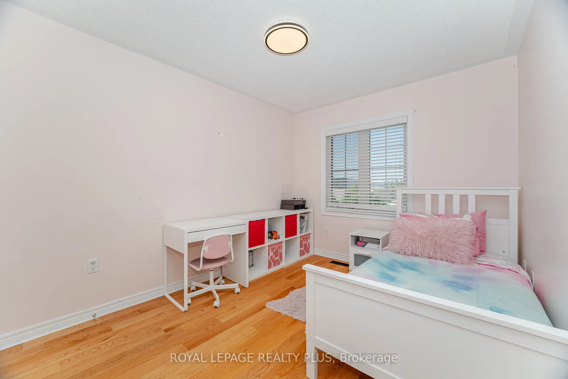 5574 Freshwater Drive