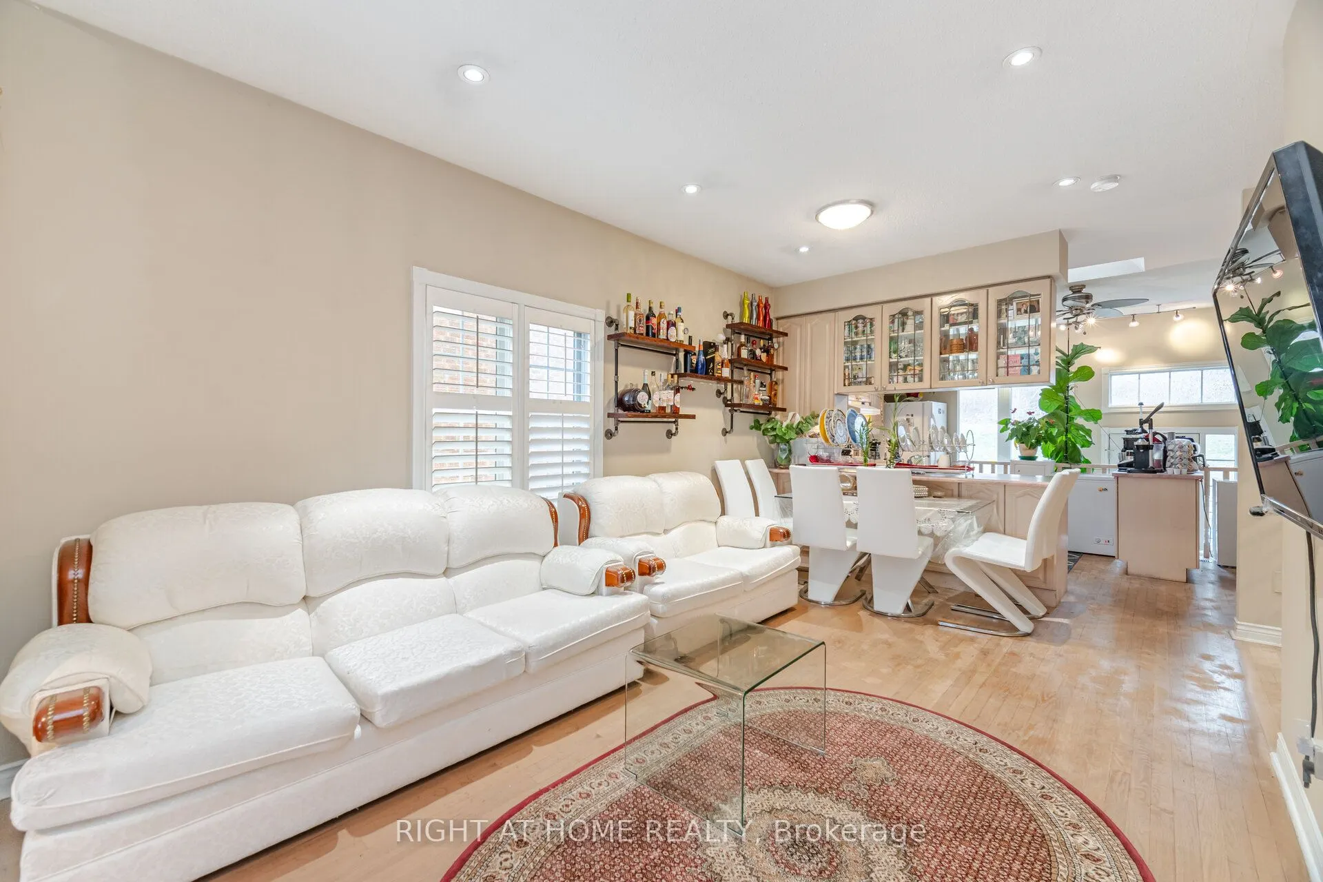 257 Anthony Avenue