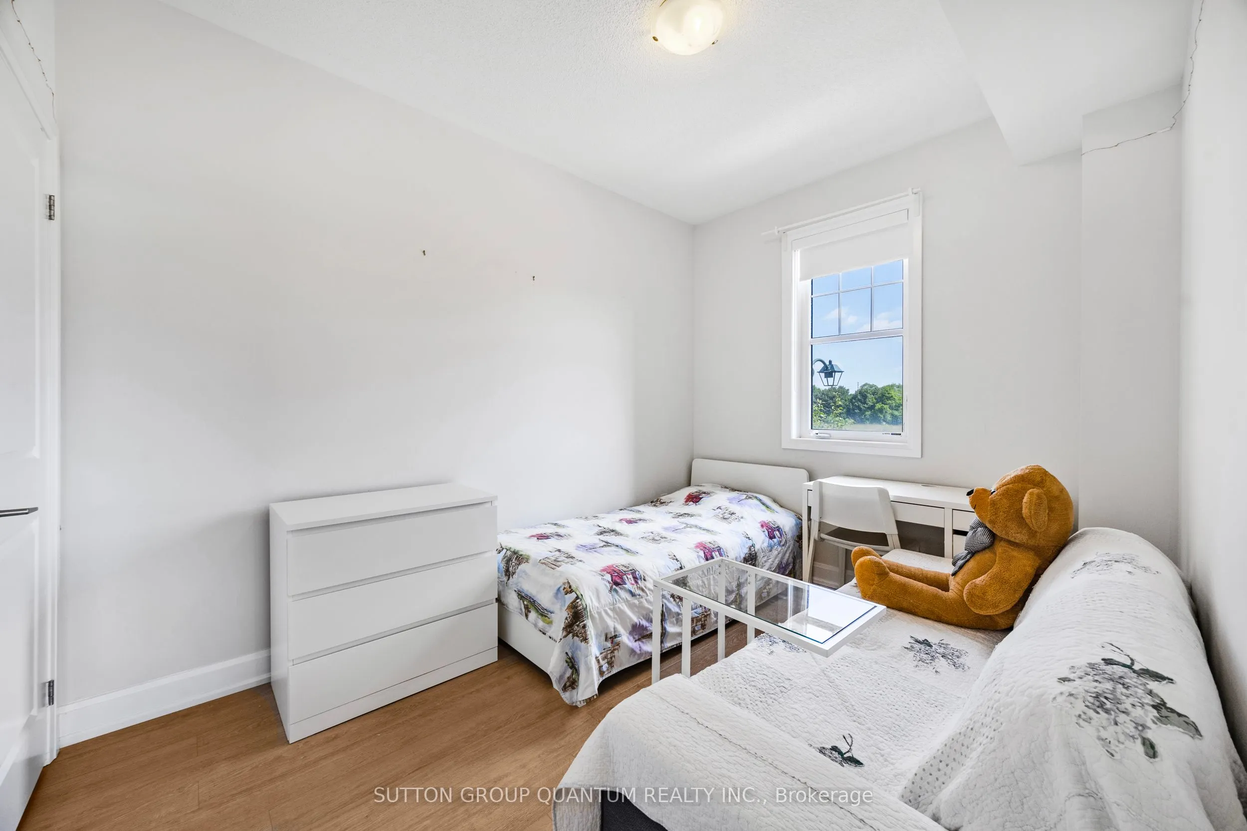 275 Roxton Road, #201