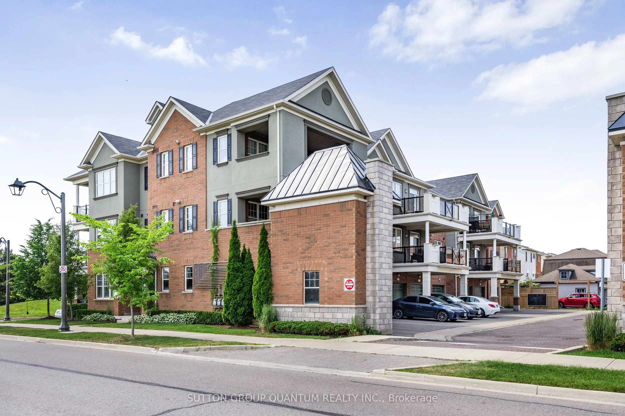 275 Roxton Road, #201