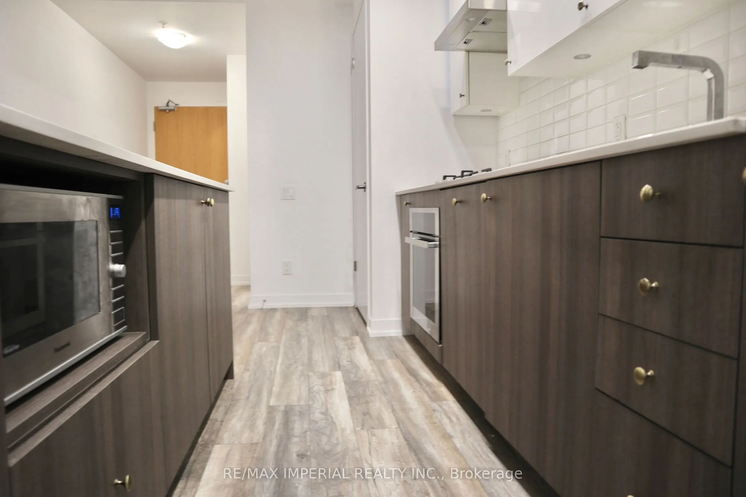 38 Howard Park Avenue, #516