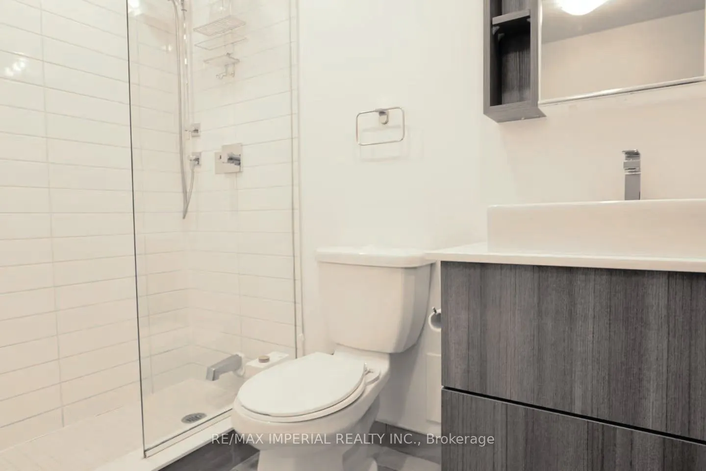 38 Howard Park Avenue, #516