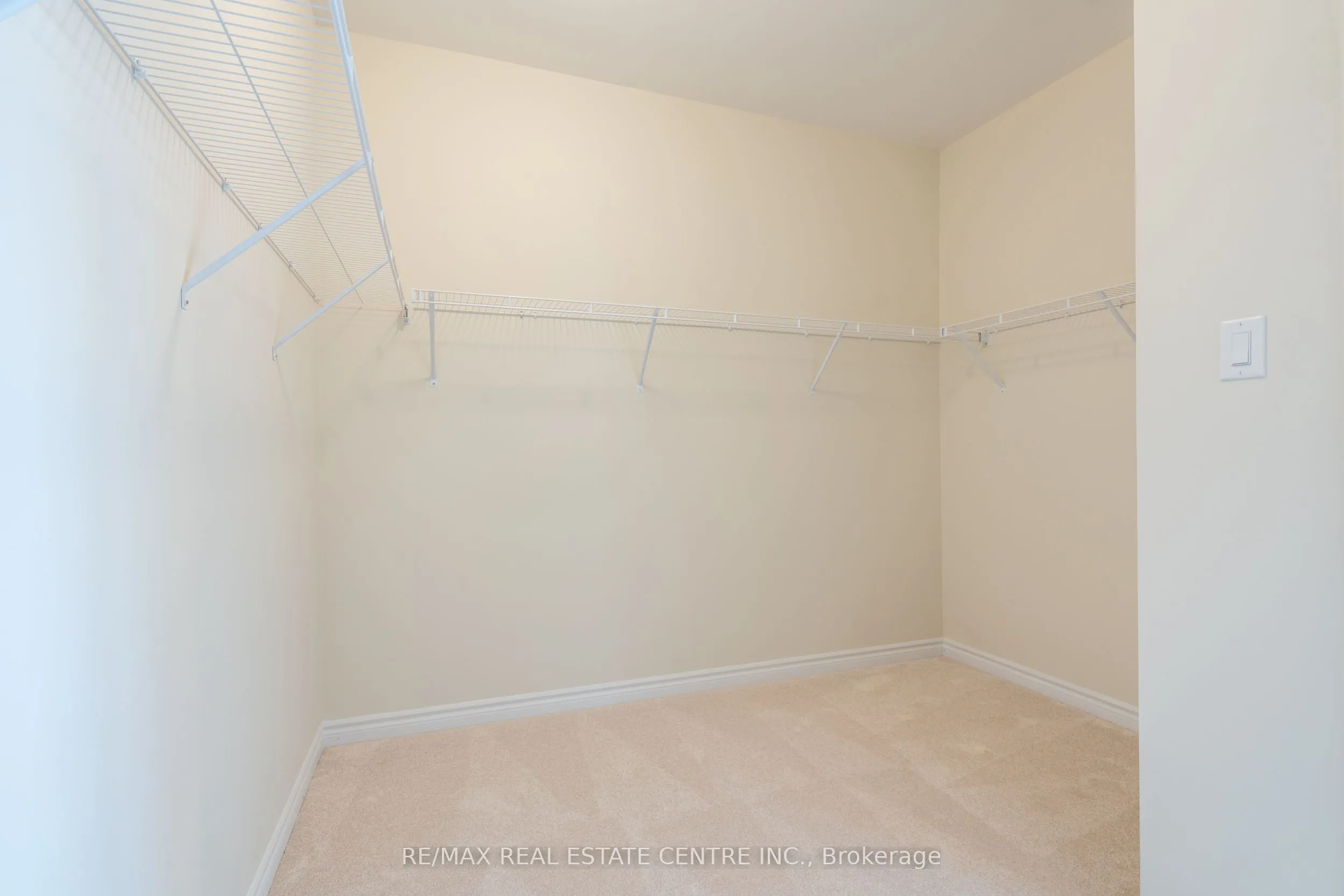 1426 Almonte Drive