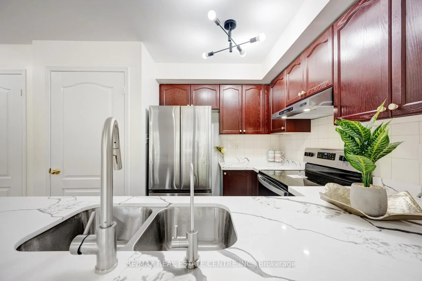 3250 Bentley Drive, #41