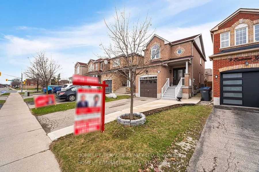 7 Eastview Gate