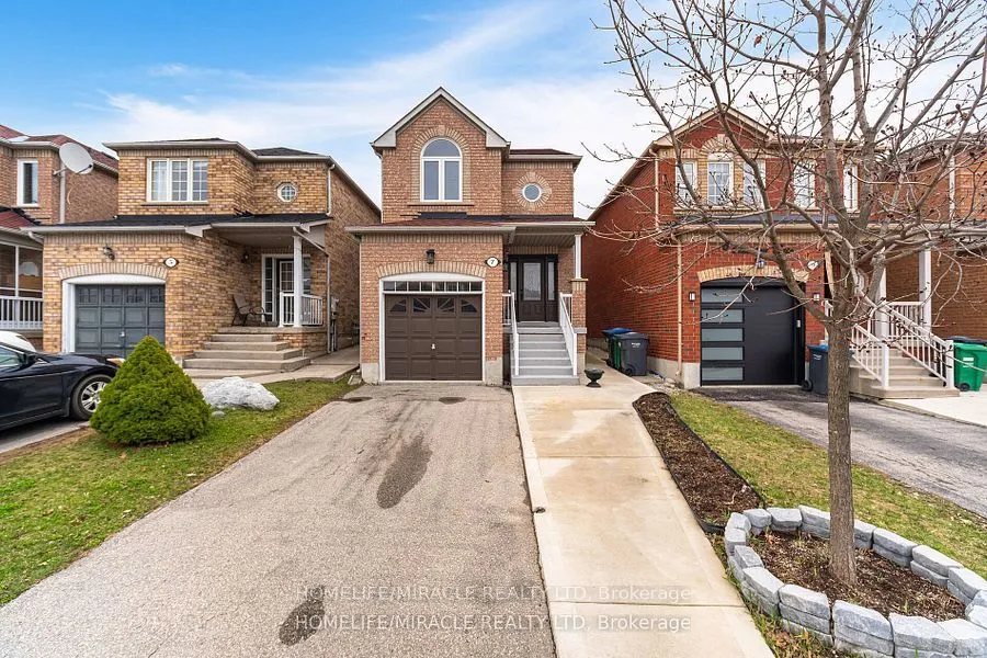 7 Eastview Gate