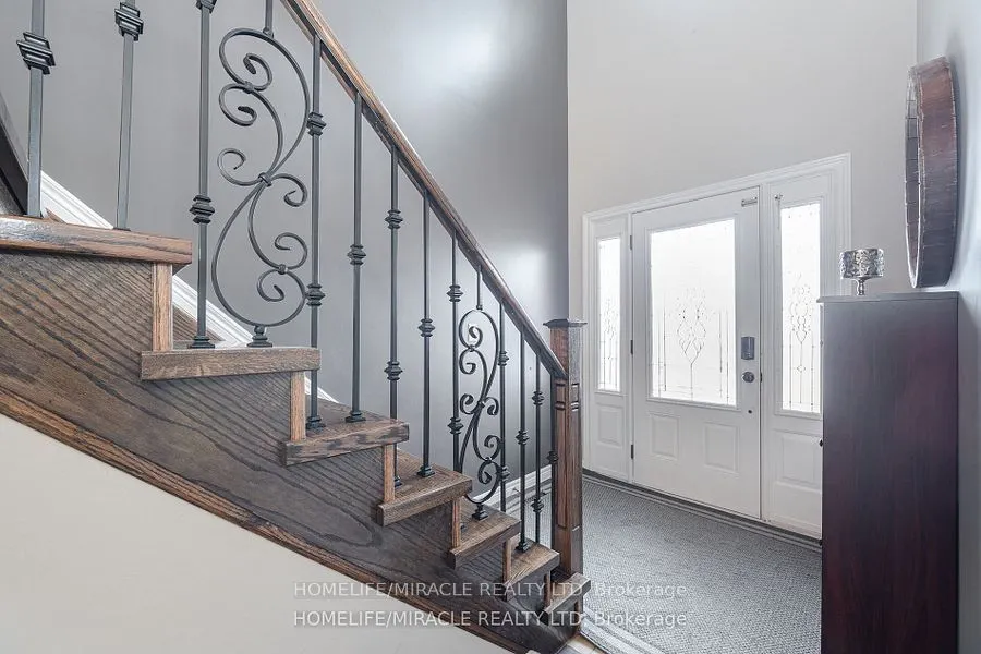 7 Eastview Gate
