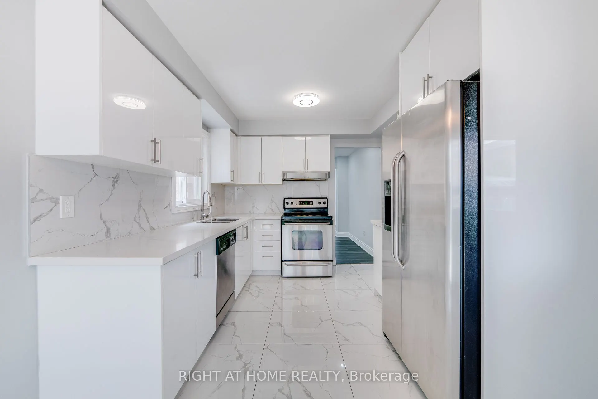 34 Meadowlark Drive