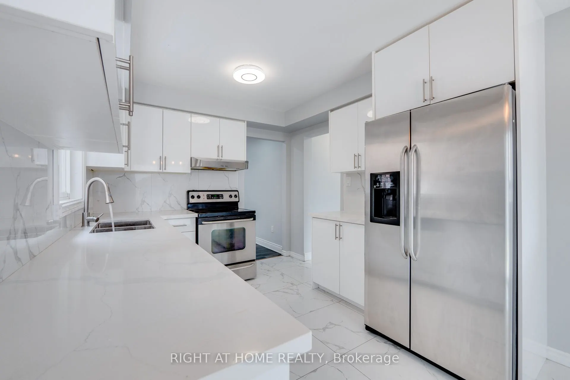 34 Meadowlark Drive