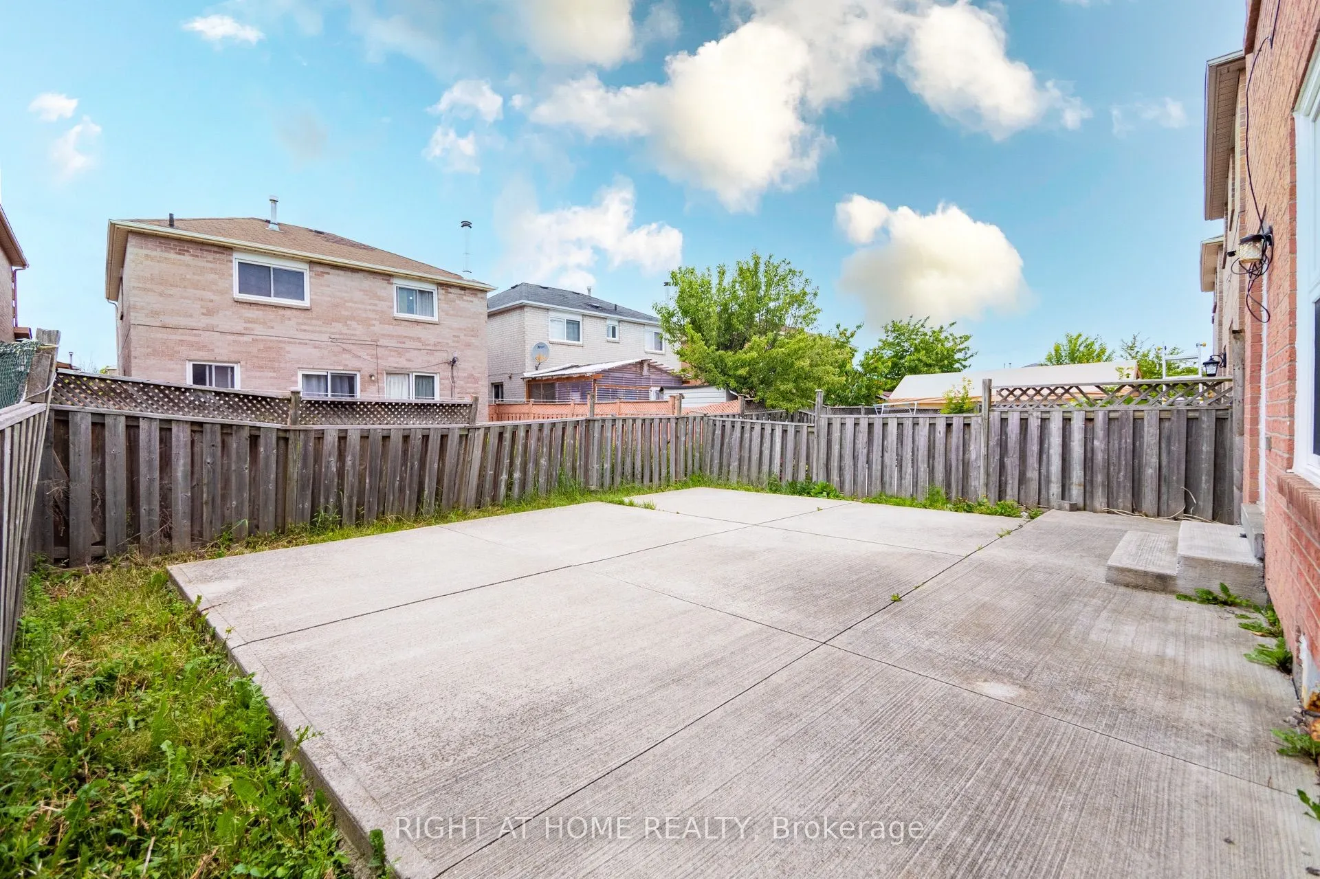 34 Meadowlark Drive