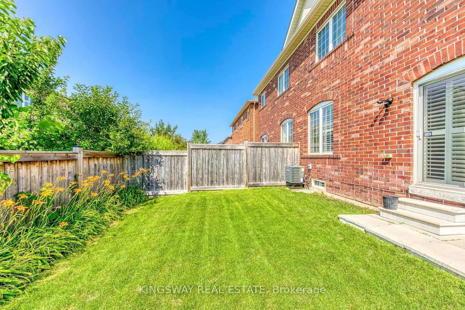 423 Cedric Terrace