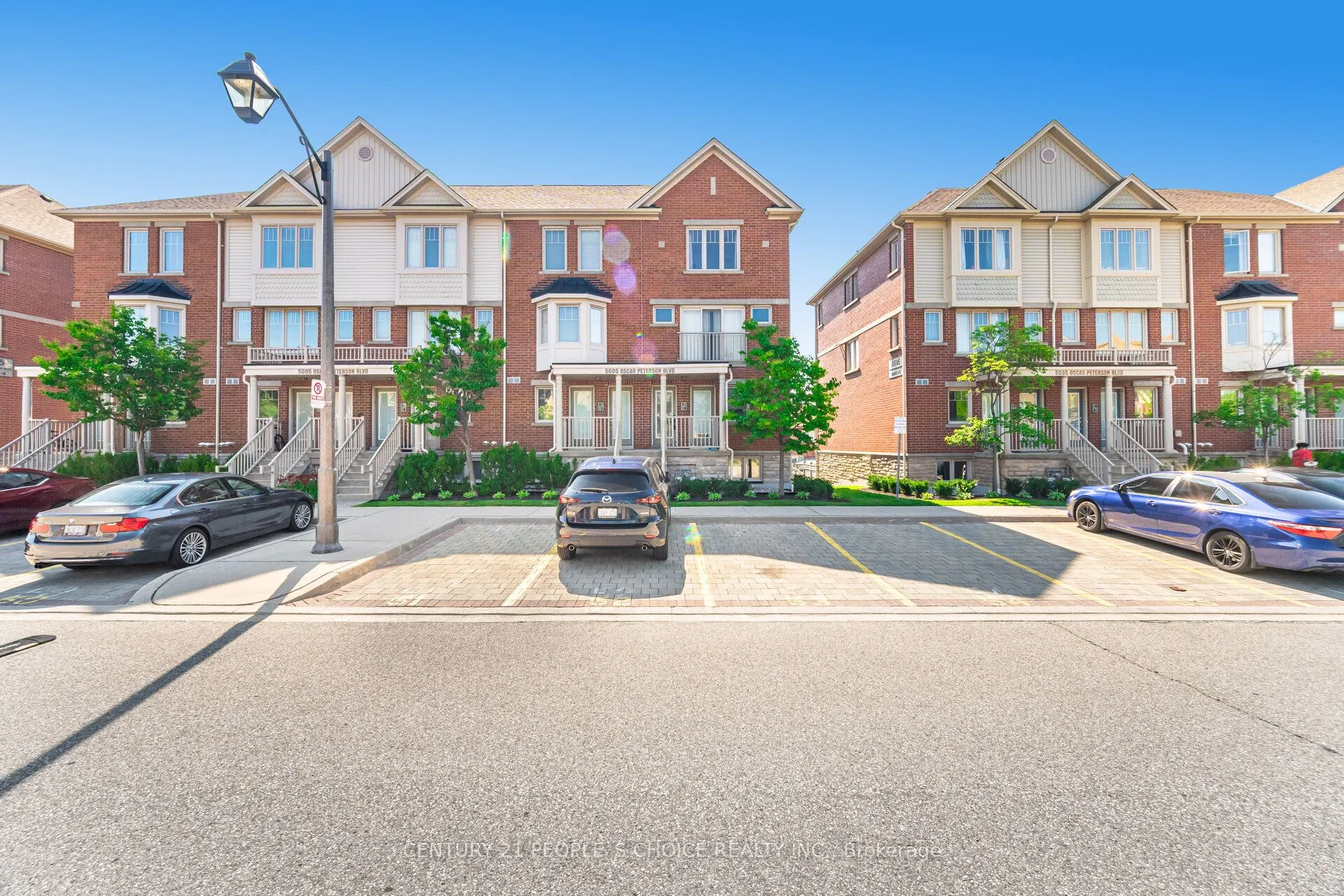 5605 Oscar Peterson Boulevard, #2